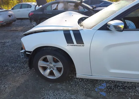 2014 Dodge Charger Sxt from USA, damaged, VIN 2C3CDXHG6EH267419